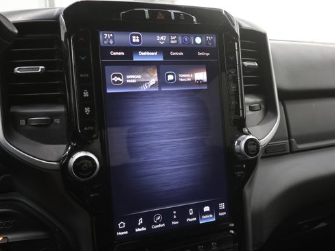 Used 2024 RAM 3500 Big Horn w/ Level 2 Equipment Group image 57