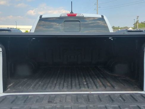 Used 2023 Ford Ranger XLT w/ Equipment Group 302A High RWD image 13