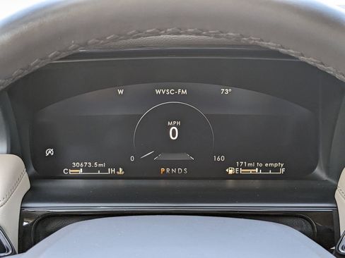 Certified 2023 Lincoln Nautilus Reserve image 31