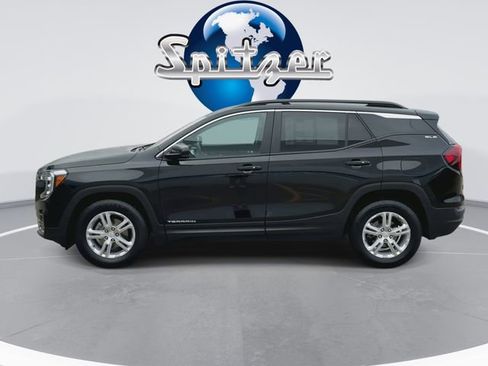 Used 2023 GMC Terrain SLE w/ Driver Convenience Package image 6