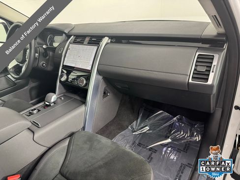 Used 2023 Land Rover Discovery S AWD/4WD image 33