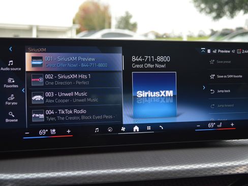 Used 2026 BMW 430i xDrive Coupe w/ M Sport Package image 18