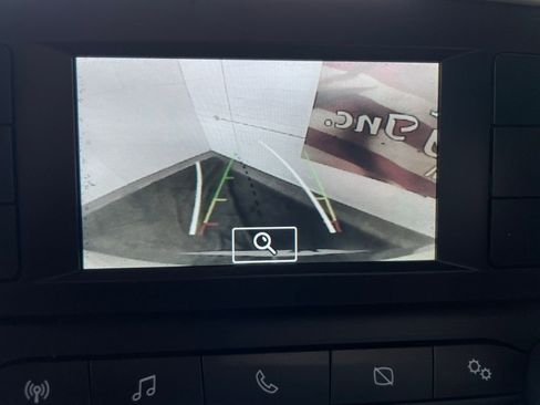 Used 2022 Ford Transit 150 Medium Roof image 35