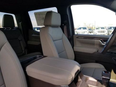 New 2026 Chevrolet Silverado 1500 LTZ w/ Z71 Off-Road Package image 13