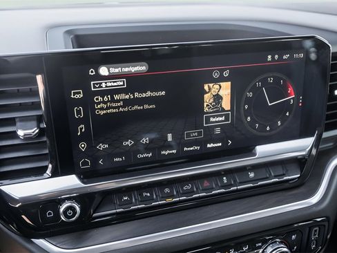 Used 2022 GMC Sierra 1500 SLT w/ SLT Convenience Package image 19