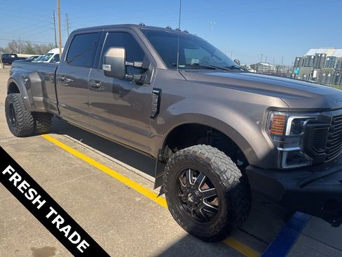 Used 2022 Ford F350 King Ranch w/ King Ranch Ultimate Package image 2