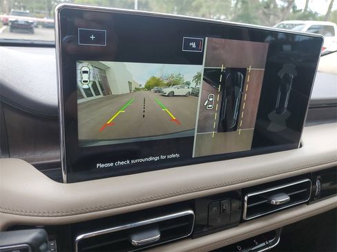 Certified 2022 Lincoln Nautilus Reserve image 28