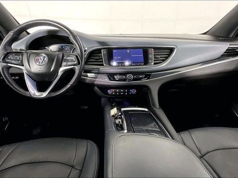 Used 2022 Buick Enclave Premium image 21