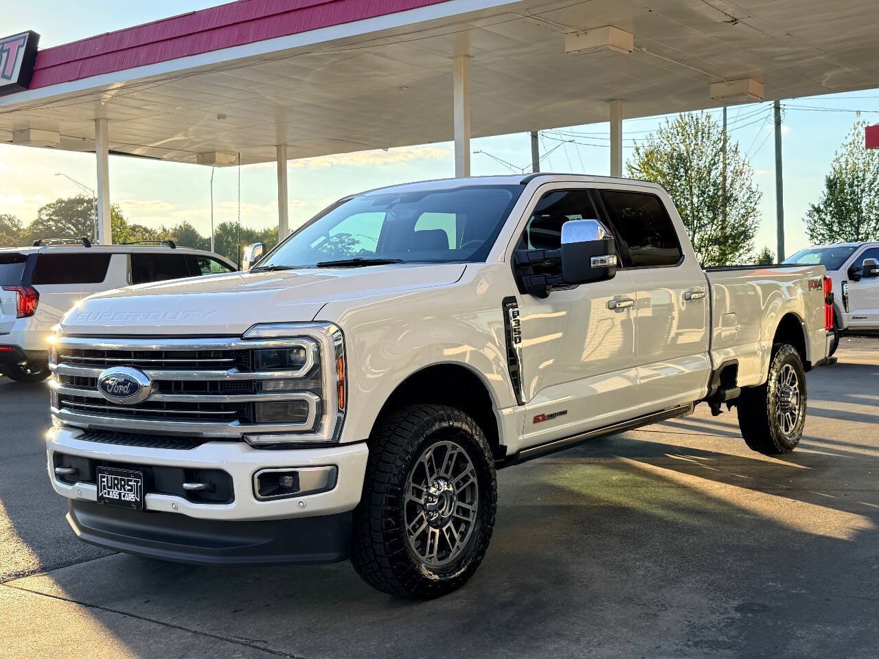 Used 2024 Ford F350 Limited w/ FX4 Off-Road Package AWD/4WD image 6