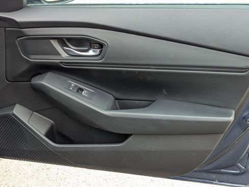 Used 2024 Honda Accord EX image 27