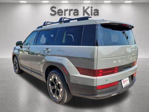 Used 2025 Hyundai Santa Fe SEL FWD image 3