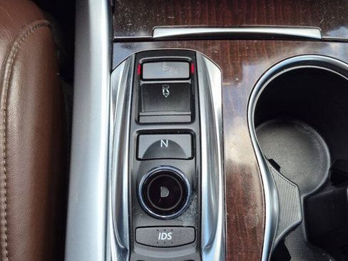 Used 2015 Acura TLX V6 w/ Technology Package FWD image 24