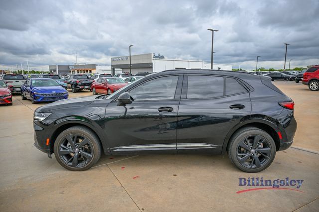 Used 2023 Buick Envision Preferred w/ Sport Touring Package AWD/4WD image 2