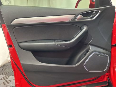 Used 2018 Audi Q3 2.0T Premium Plus w/ Premium Plus Package image 23