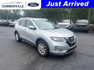 Used 2017 Nissan Rogue SV w/ SV Premium Package FWD 360° Tour