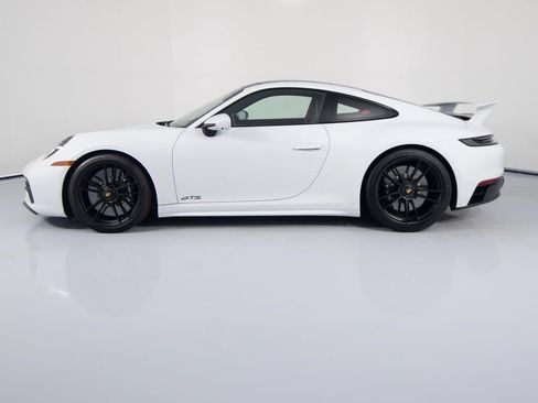 Certified 2023 Porsche 911 Carrera GTS RWD image 2