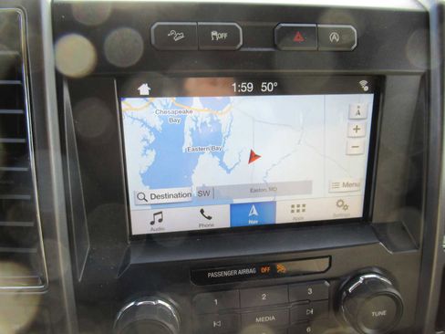 Used 2018 Ford F150 XLT w/ Equipment Group 302A Luxury image 28