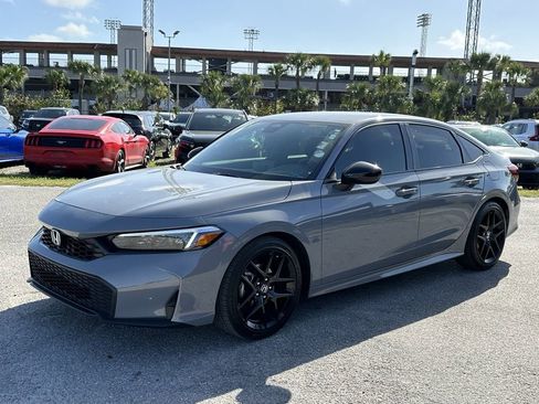 Used 2025 Honda Civic Sport image 8