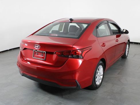 Used 2020 Hyundai Accent SE image 14