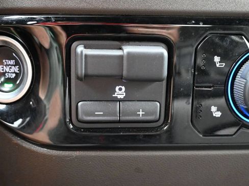 Used 2024 Chevrolet Silverado 1500 LT AWD/4WD image 13