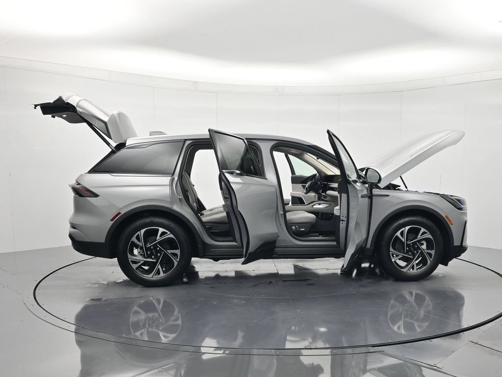 New 2026 Lincoln Nautilus Premier w/ Equipment Group 102A AWD/4WD image 50