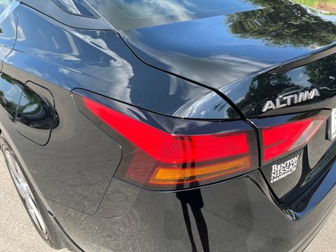 Certified 2025 Nissan Altima 2.5 S FWD image 39