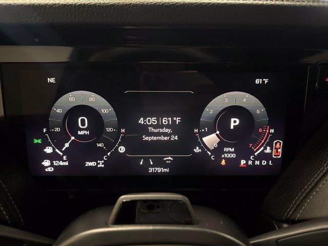 Used 2025 GMC Yukon XL Denali w/ Denali Reserve Package AWD/4WD image 39