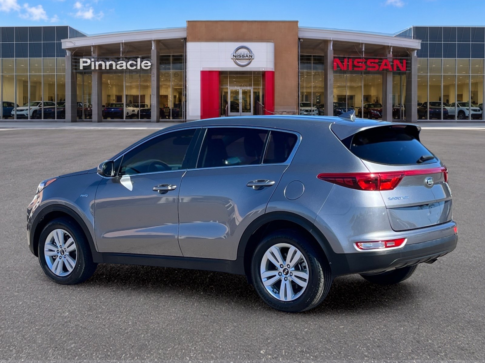 Used 2018 Kia Sportage LX AWD/4WD image 4