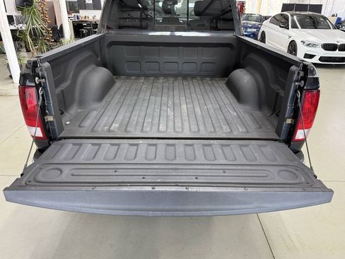 Used 2016 RAM 1500 Big Horn AWD/4WD image 9