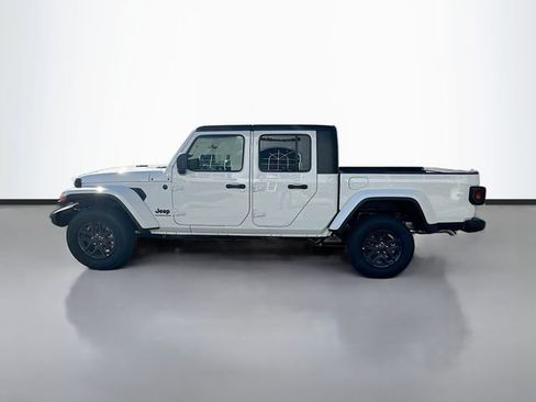 New 2026 Jeep Gladiator Sport AWD/4WD image 9