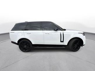 Used 2023 Land Rover Range Rover SE video 3