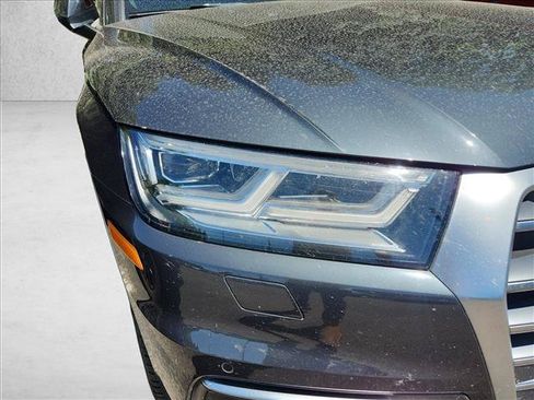 Used 2018 Audi Q5 2.0T Premium Plus w/ Premium Plus Package AWD/4WD image 4