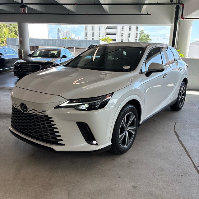 Used 2025 Lexus RX 350 FWD w/ Technology Package image 9