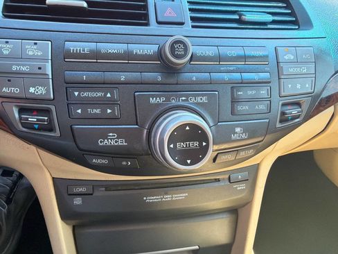 Used 2010 Honda Crosstour EX-L image 22