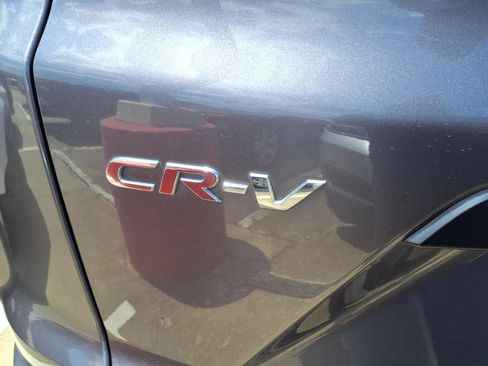 Used 2017 Honda CR-V LX image 9