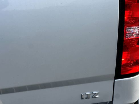 Used 2018 Chevrolet Silverado 2500 LTZ w/ Duramax Plus Package image 24