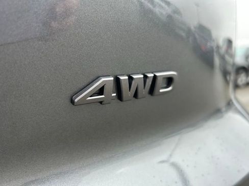 New 2026 Nissan Pathfinder SV AWD/4WD image 9