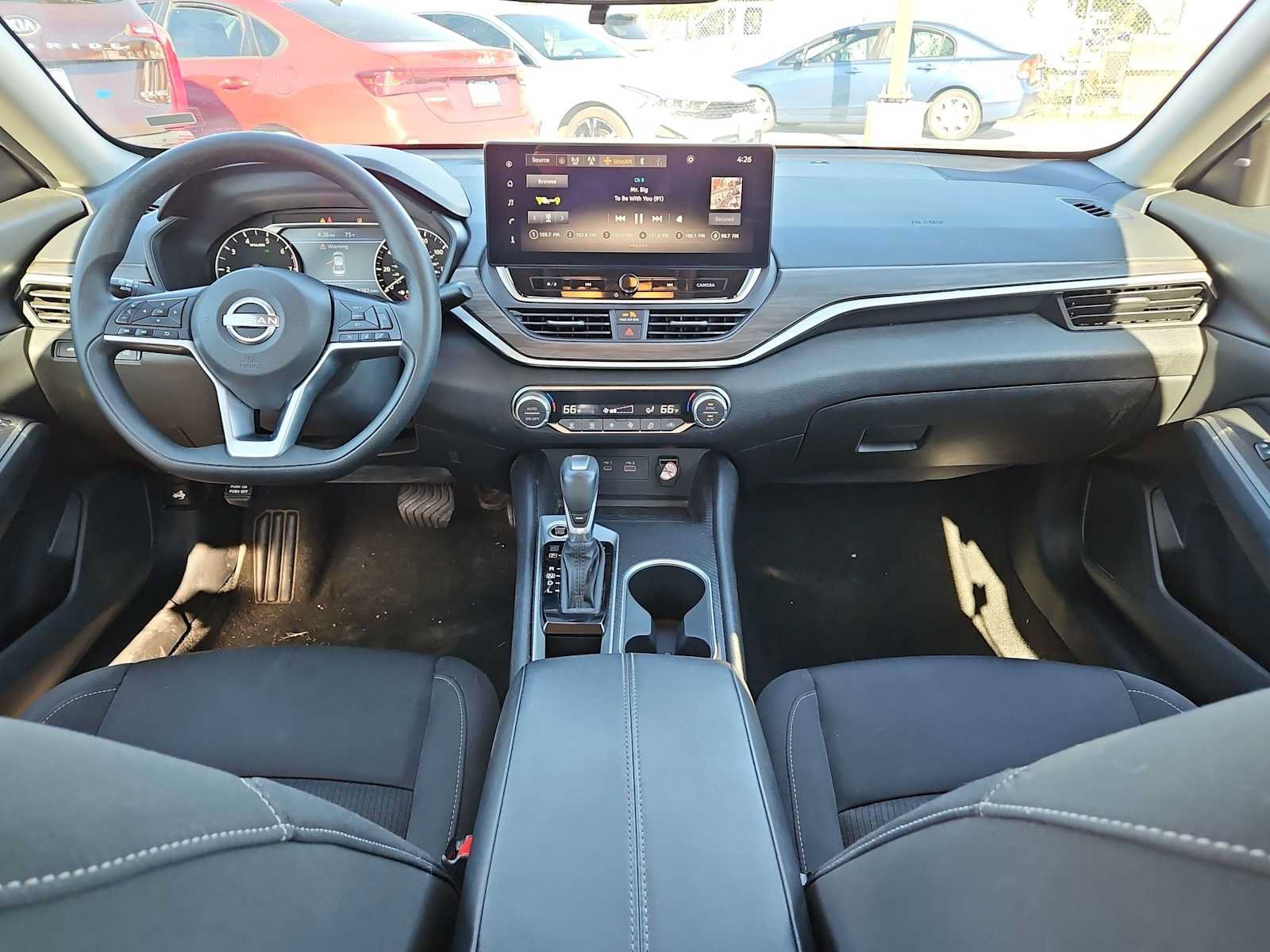 Used 2025 Nissan Altima 2.5 SV w/ SV Special Edition Package FWD image 11
