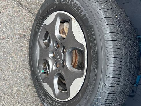 Used 2015 Jeep Renegade Sport w/ Power & Air Group image 22