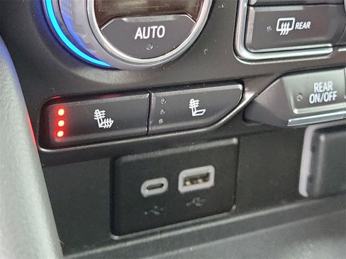 Certified 2024 Chevrolet Tahoe RST image 34