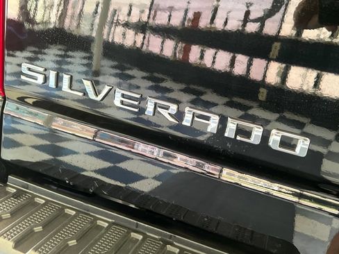 Used 2024 Chevrolet Silverado 2500 LT w/ All Star Edition AWD/4WD image 19