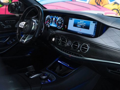 Used 2018 Mercedes-Benz S 63 AMG S 4MATIC Sedan image 31