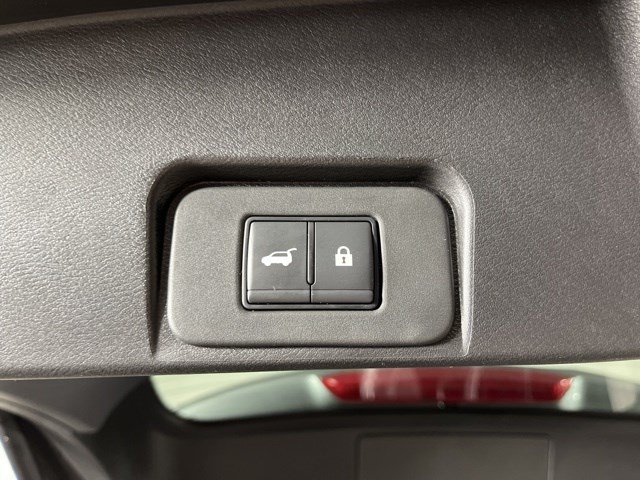Used 2026 Nissan Rogue SV FWD image 44
