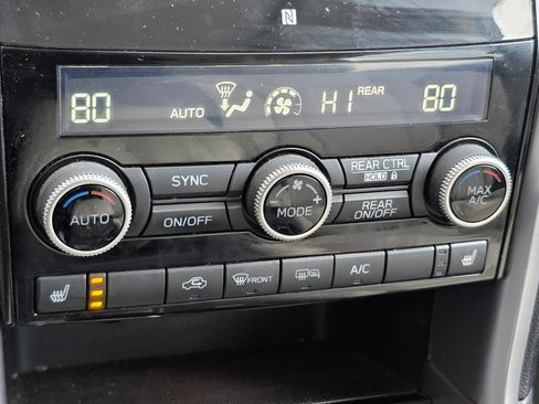 Used 2021 Subaru Ascent Premium w/ Sport Package image 33