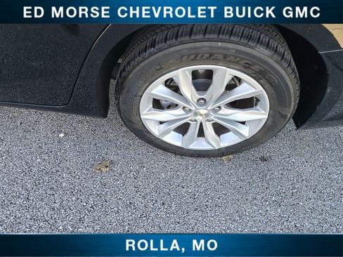 Used 2025 Chevrolet Malibu LT FWD image 10