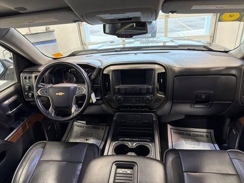 Used 2018 Chevrolet Silverado 1500 High Country image 18