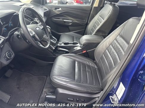 Used 2015 Ford Escape Titanium w/ Equipment Group 301A image 28