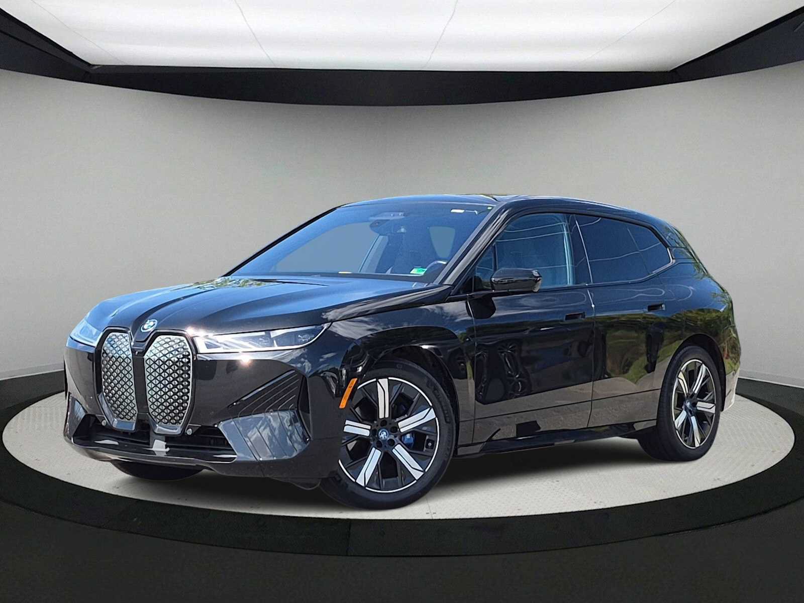 Used 2023 BMW iX M60 w/ Executive Package AWD/4WD image 1