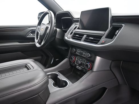 Used 2023 Chevrolet Tahoe LT w/ Luxury Package AWD/4WD image 38
