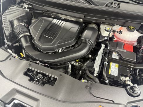 Used 2025 Chevrolet Traverse Z71 w/ Enhanced Driving Package image 30